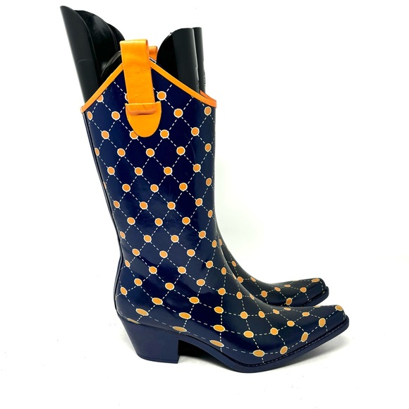 Stadium Stompers Boots - Picture 5 of 8